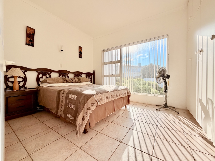 5 Bedroom Property for Sale in Vermont Western Cape